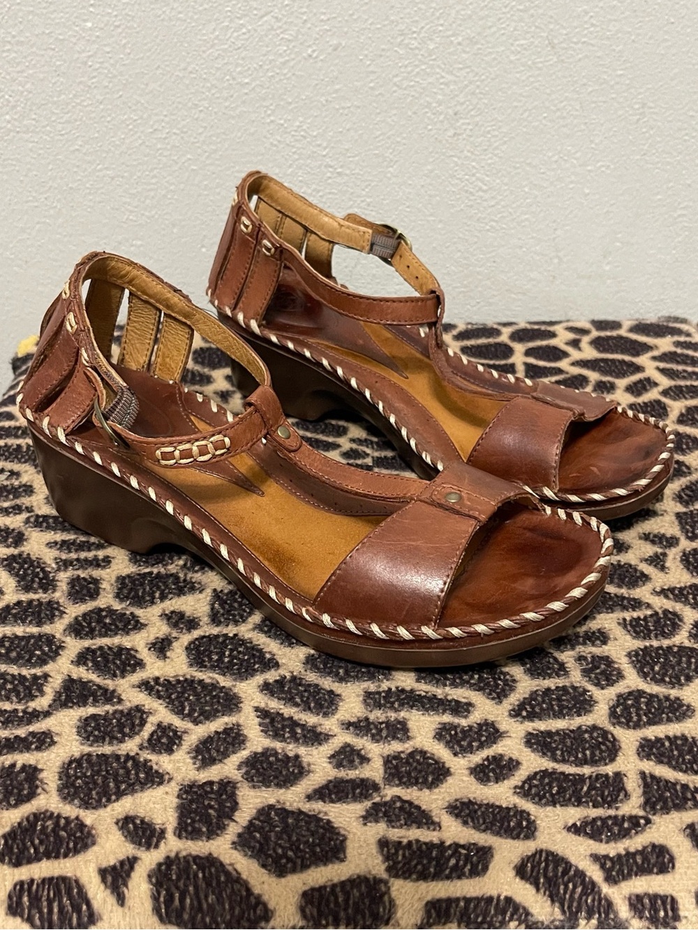 Ariat Shalimar T Strap Low Heel Sandals Brown Leather Western Womens 9.5